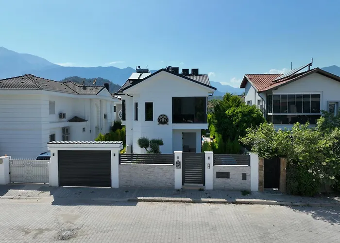 Edem Park * 아그바